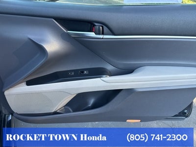 2019 Toyota Camry SE