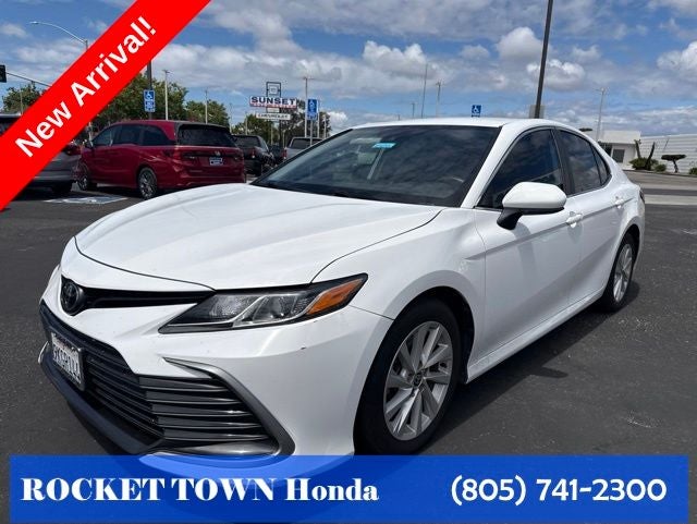 2022 Toyota Camry LE