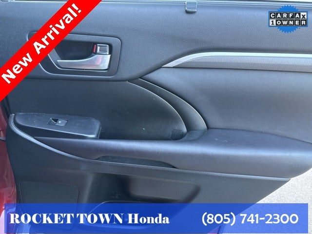 2017 Toyota Highlander SE