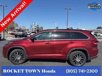 2017 Toyota Highlander SE