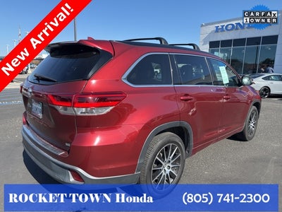 2017 Toyota Highlander SE