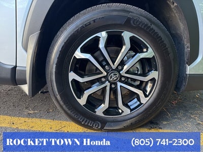 2025 Toyota Corolla Cross Hybrid SE