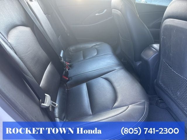 2019 Hyundai Elantra GT Auto